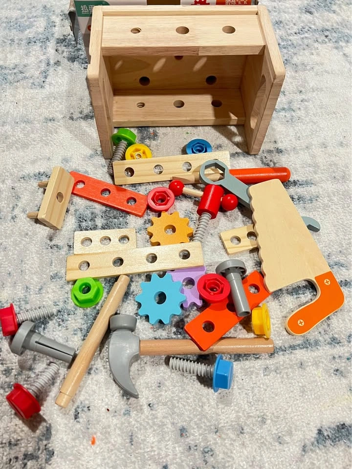 Toy tool box made of wood new - photo 3
