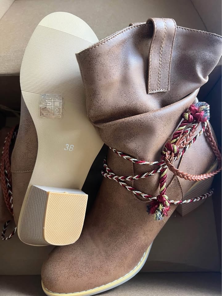 Boots brand new 38 - photo 5