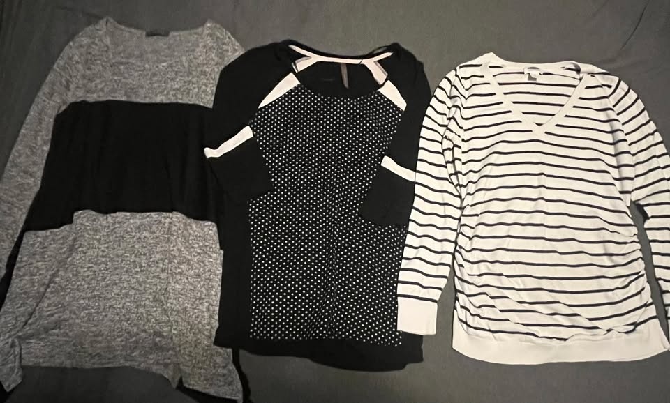 Maternity Clothing Size M/L 18 items - photo 4
