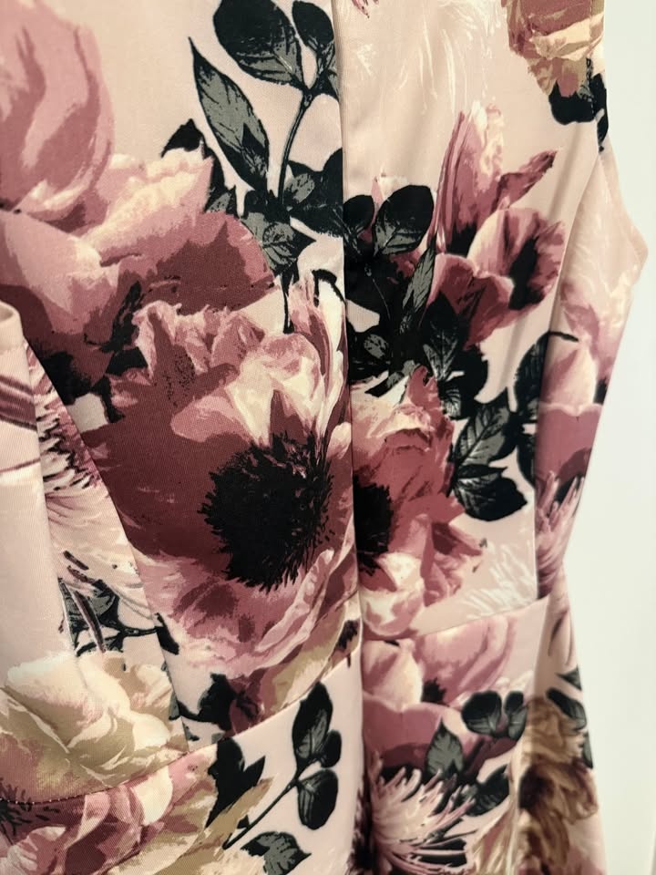 Floral A-line Dress Size M - photo 3