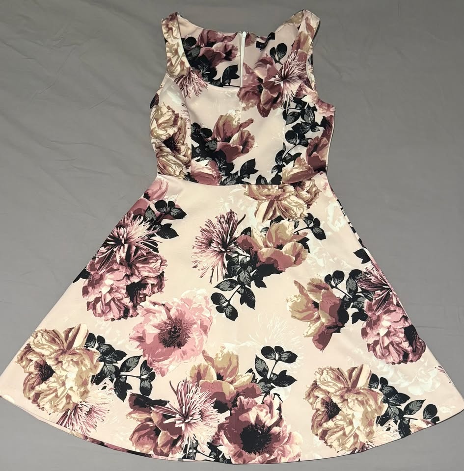 Floral A-line Dress Size M - photo 5