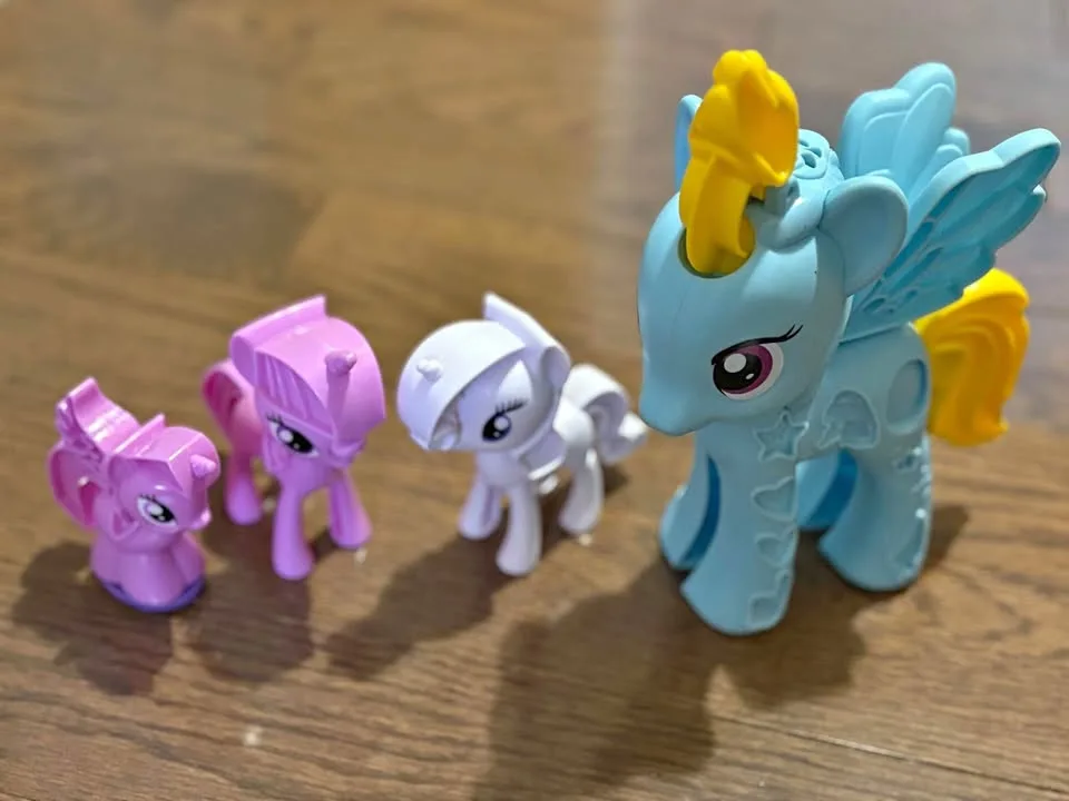 My Little Pony Play-Doh Figures – Lot of 4 thumbnail