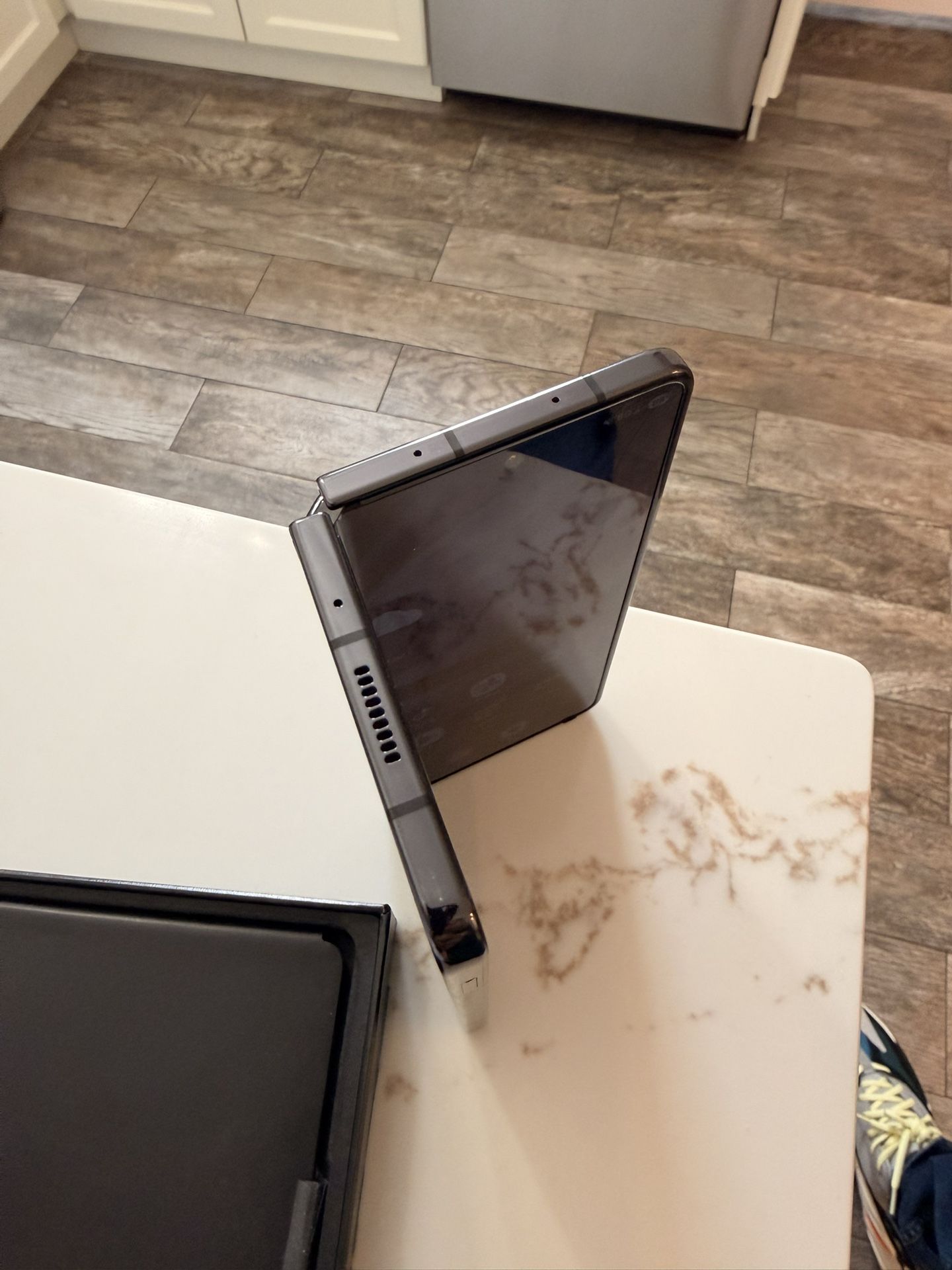 Samsung Galaxy Fold 5 256 GB Unlocked Like New - photo 5
