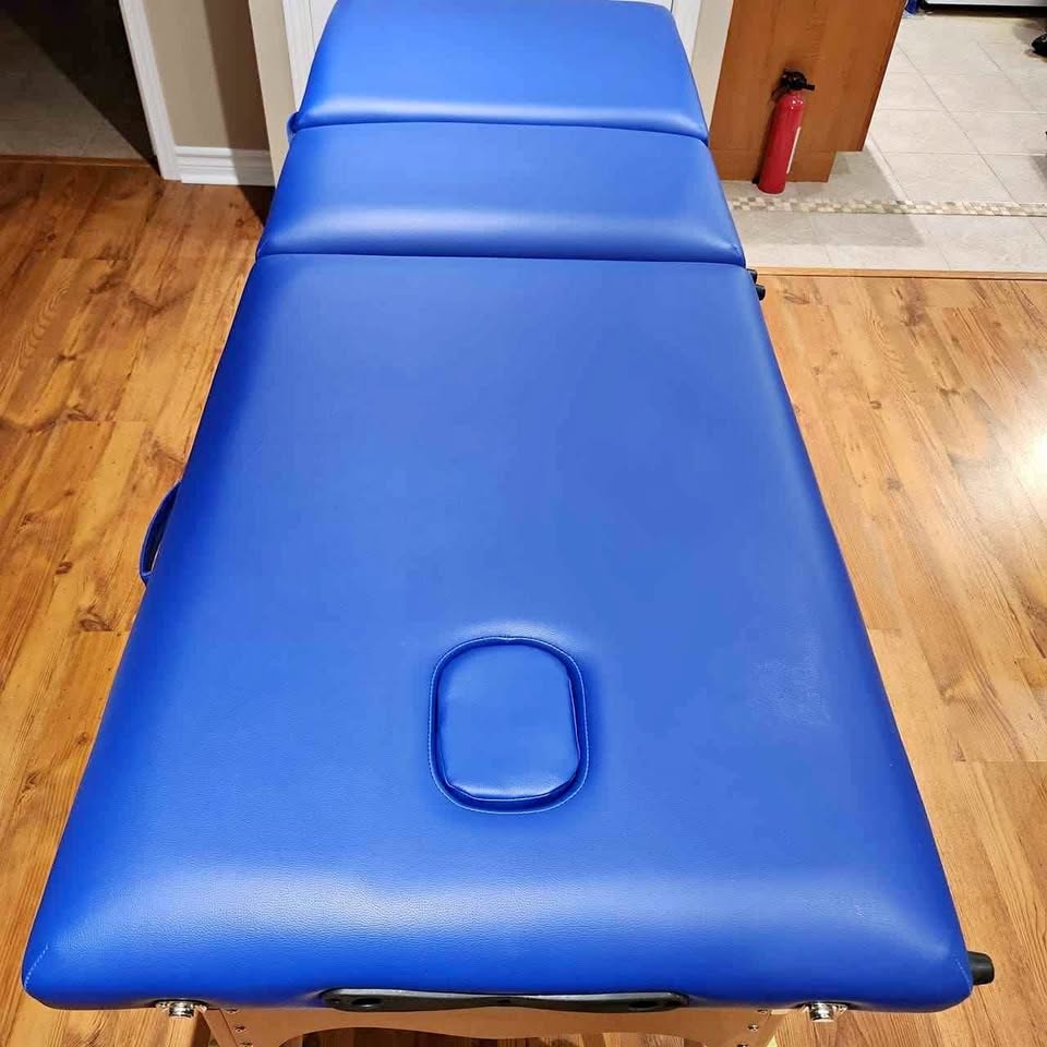Portable massage table
