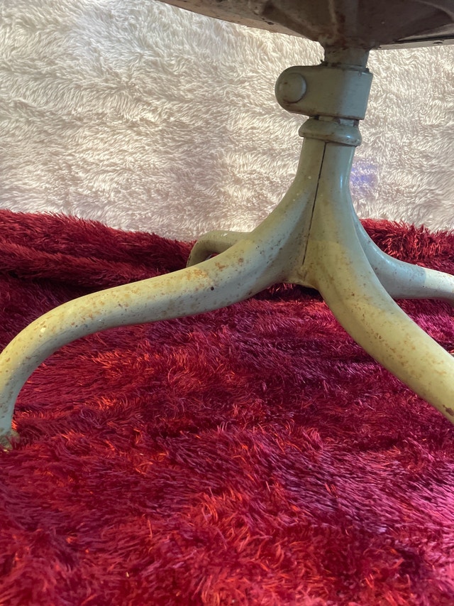 Antique 1940s American Seating Co. Swivel Lumbar Chair - photo 3