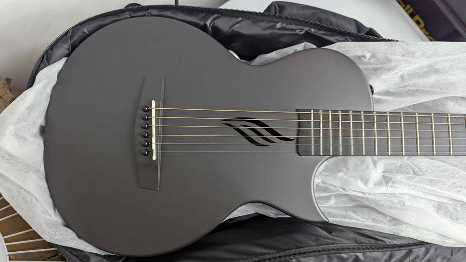 Enya NOVA GO SP1 Carbon Fiber Travel Guitar - 35" Acoustic Elect - photo 4