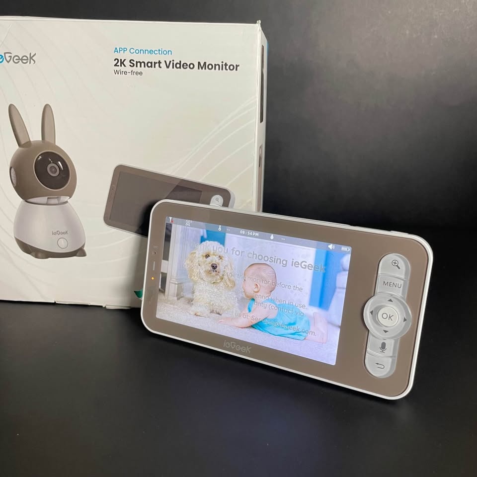 Baby Monitor w/ Camera & 5" Screen - Open Box, Like New - photo 2