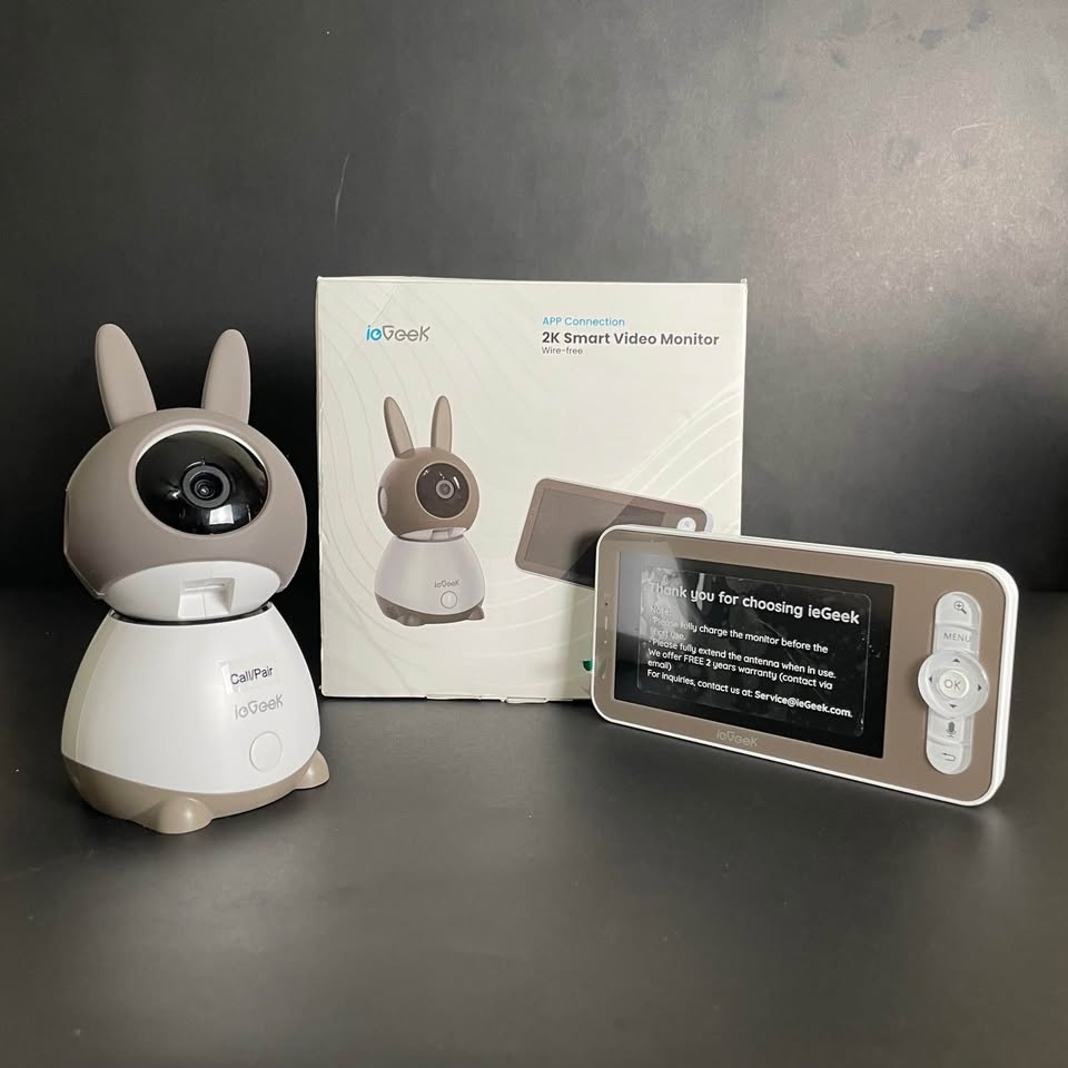 Baby Monitor w/ Camera & 5" Screen - Open Box, Like New - photo 4