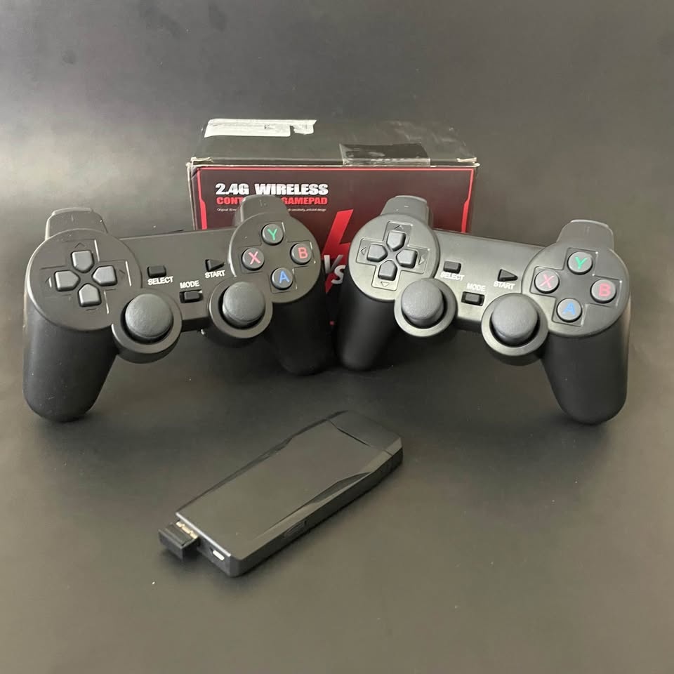 2.4G Game Stick Console – 2 Wireless Controllers – Plug & Play - photo 2