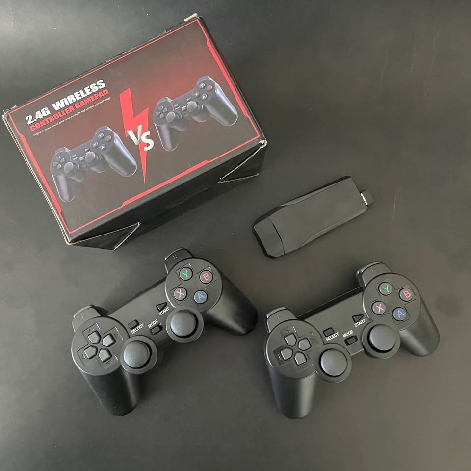 2.4G Game Stick Console – 2 Wireless Controllers – Plug & Play - photo 5