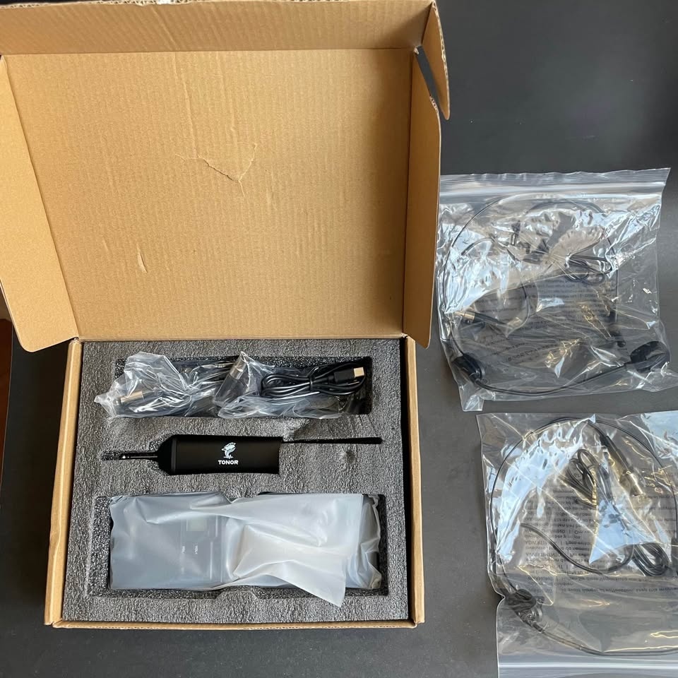Wireless Lavalier & Headset Mic System - Dual Mic - 200ft Range - photo 2
