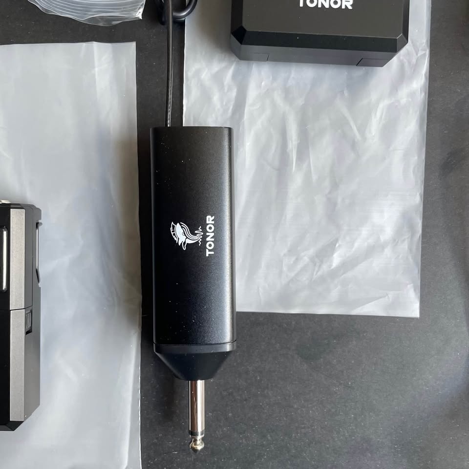Wireless Lavalier & Headset Mic System - Dual Mic - 200ft Range - photo 5