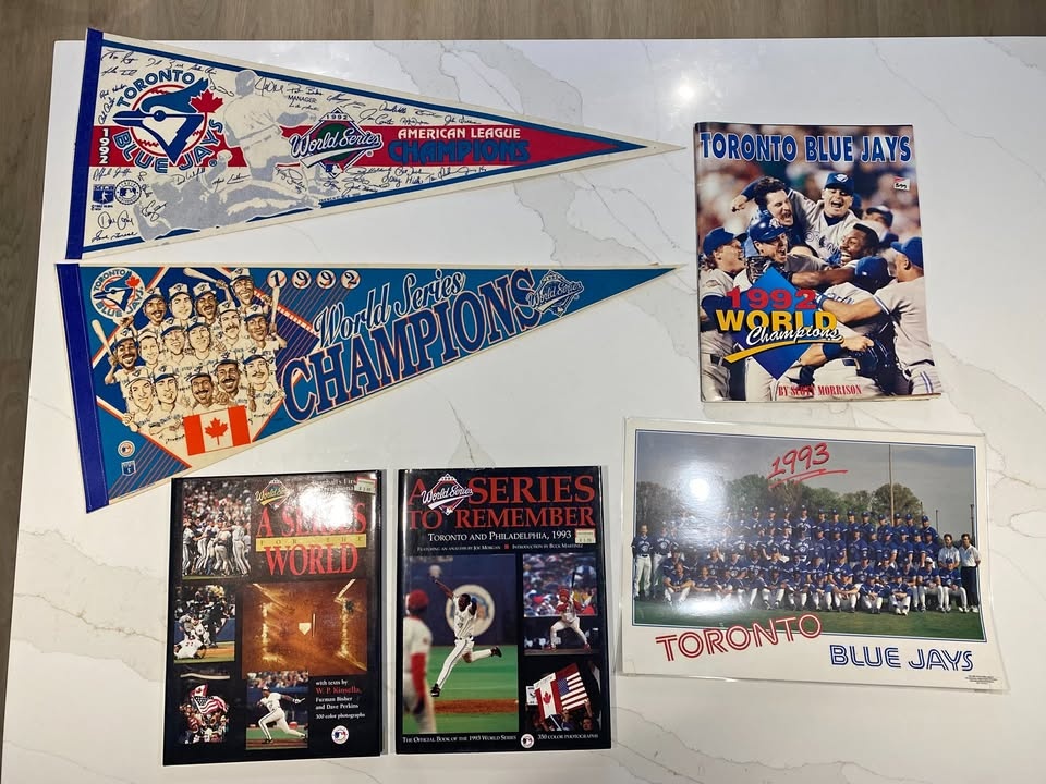 Toronto Blue Jays World Series Collectables - SELLING LOT