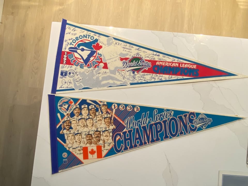 Toronto Blue Jays World Series Collectables - SELLING LOT - photo 4