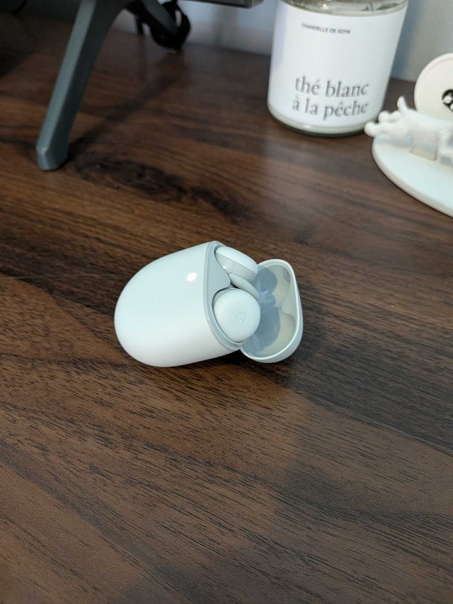 Google Pixel Buds A