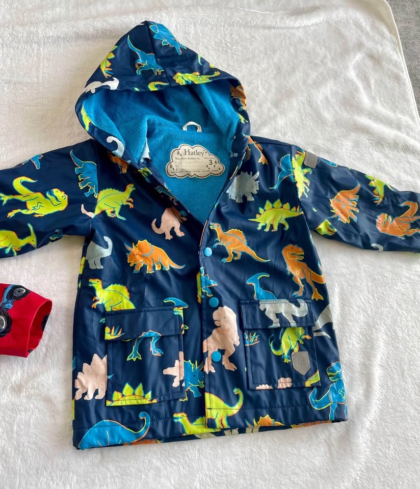 Hatley Kids Rain Jackets - Tractor (Size 2) & Dino (Size 3) - photo 4