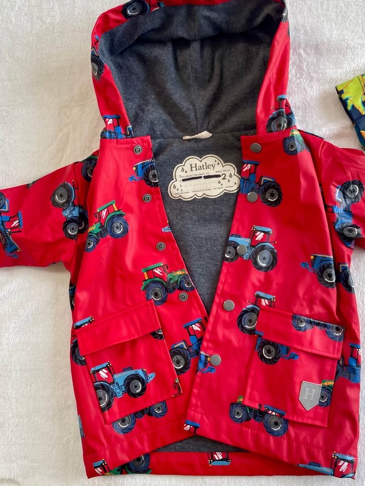 Hatley Kids Rain Jackets - Tractor (Size 2) & Dino (Size 3) - photo 5