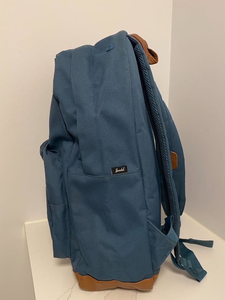 Herschel Backpack (Light Blue/Brown faux leather) - photo 2