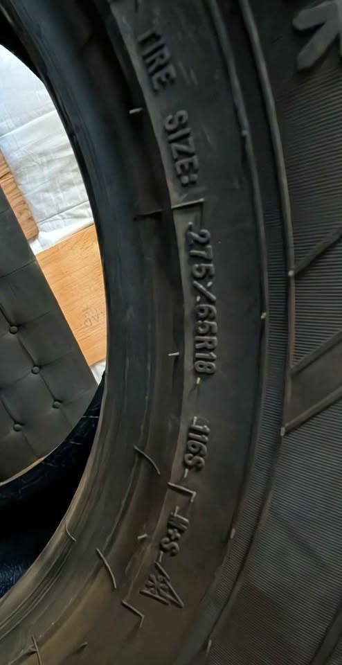 Set of 4 Goodyear Winter Tires - 275/65R18 - photo 3
