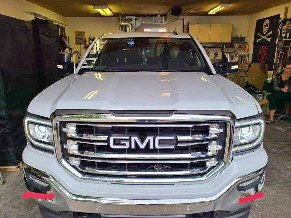 2016-18 GMC Sierra Stock Fog Lights