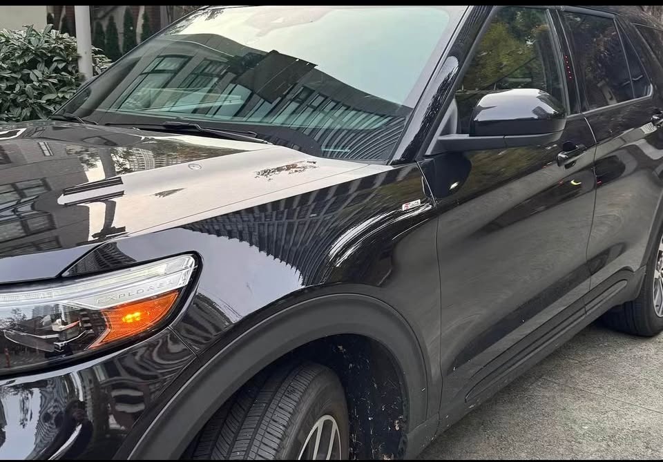 2022 Ford Explorer ST-Line - photo 3