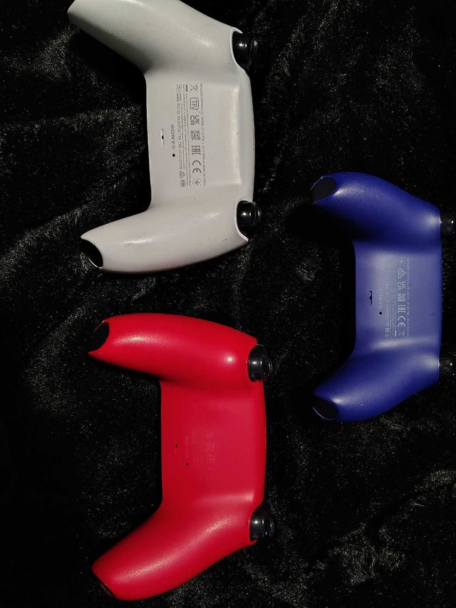 PS5 Controller - photo 2