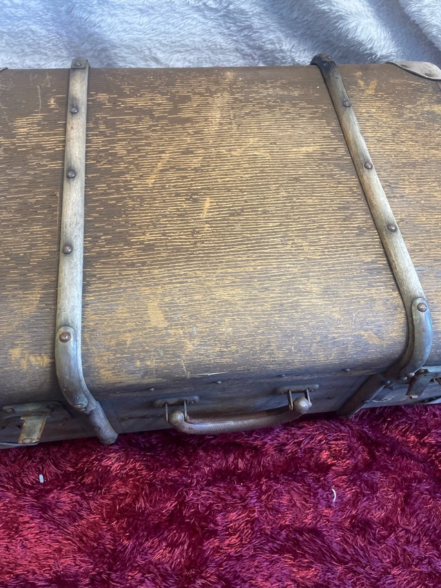 Antique Wood & Leather Travelling Case (1890s-1910s) - photo 4