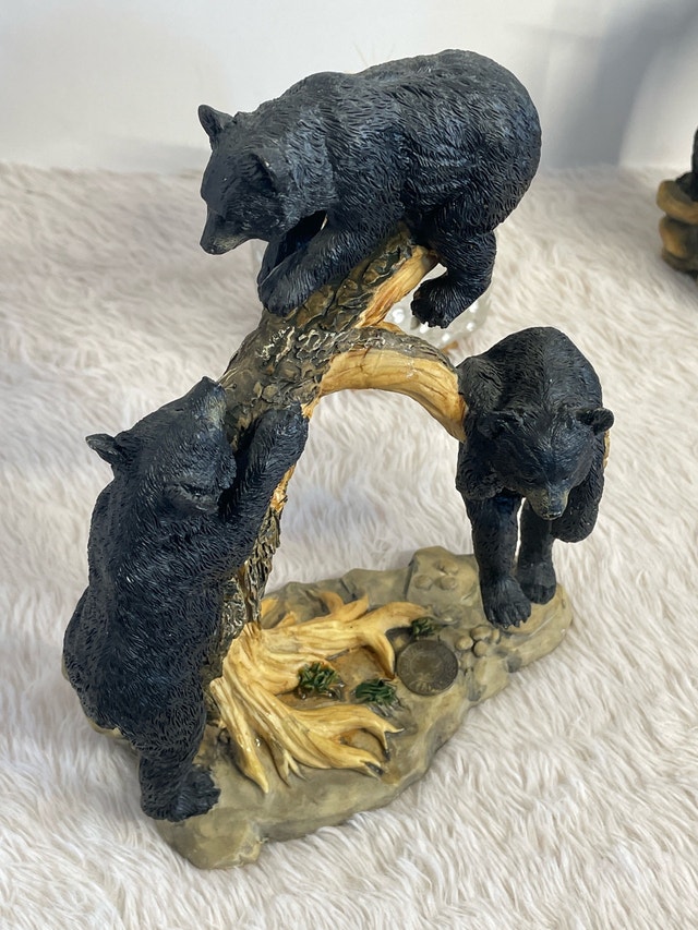 Vintage Canadian Wilderness Resin Statue Collection - photo 5