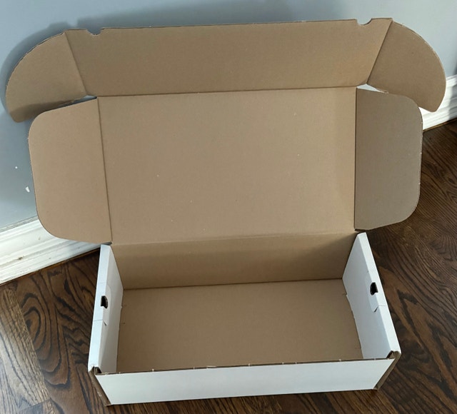 Lot of 10 shipping/storage boxes size in description