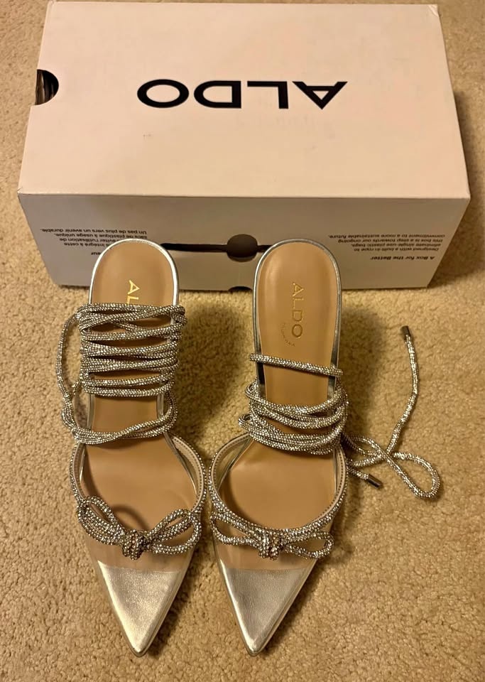 ALDO Women’s Silver Rhinestone Heels – Size 9 – Like New