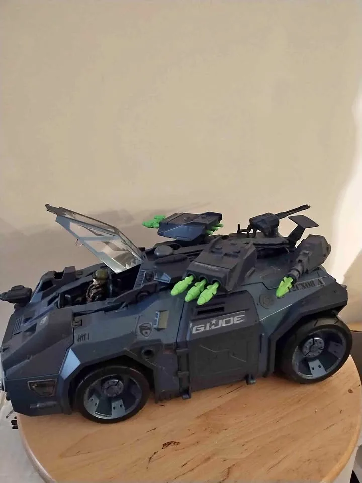 G.I. JOE - The Rise of Cobra (2009) - R.H.I.N.O Vehicle  🥕 thumbnail