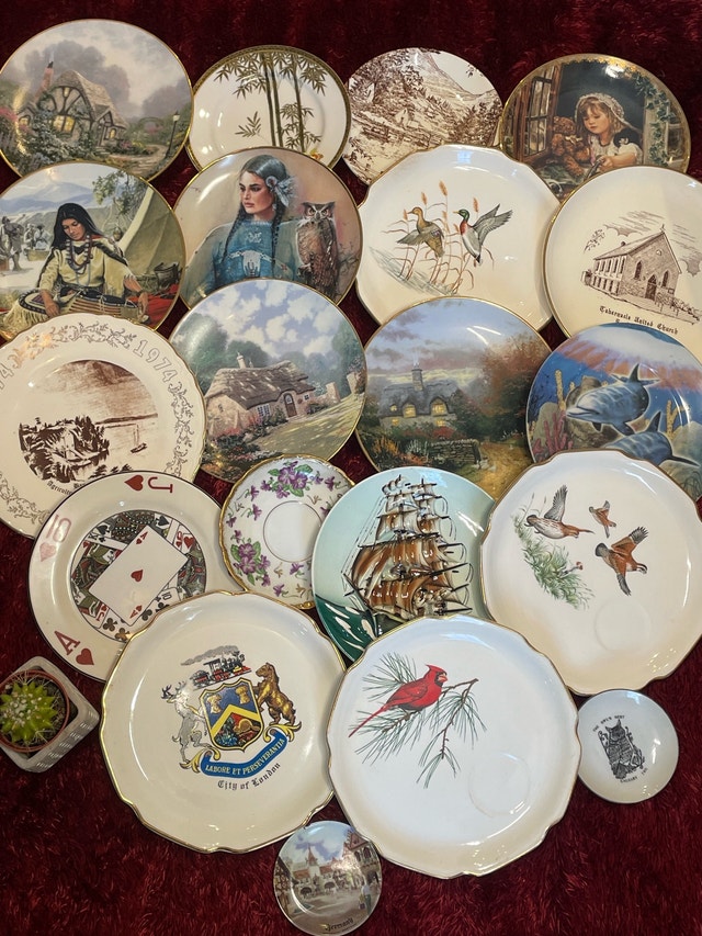 Vintage Japan American Plate Collection