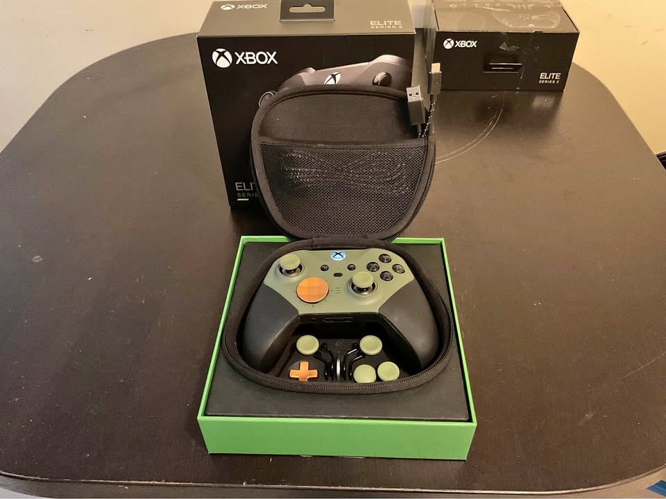 BNIB Custom Elite Series 2 Controller for Xbox/PC