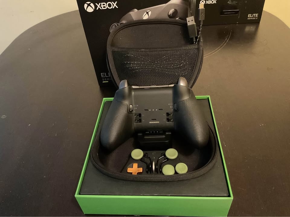 BNIB Custom Elite Series 2 Controller for Xbox/PC - photo 4