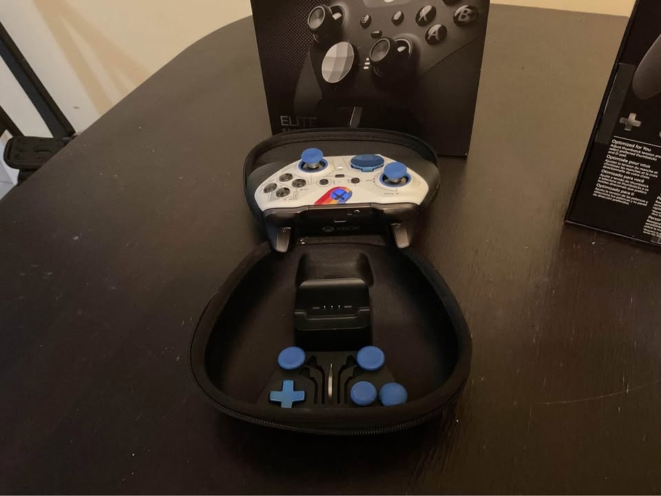 Star Field Edition Elite Series 2 Controller - photo 4