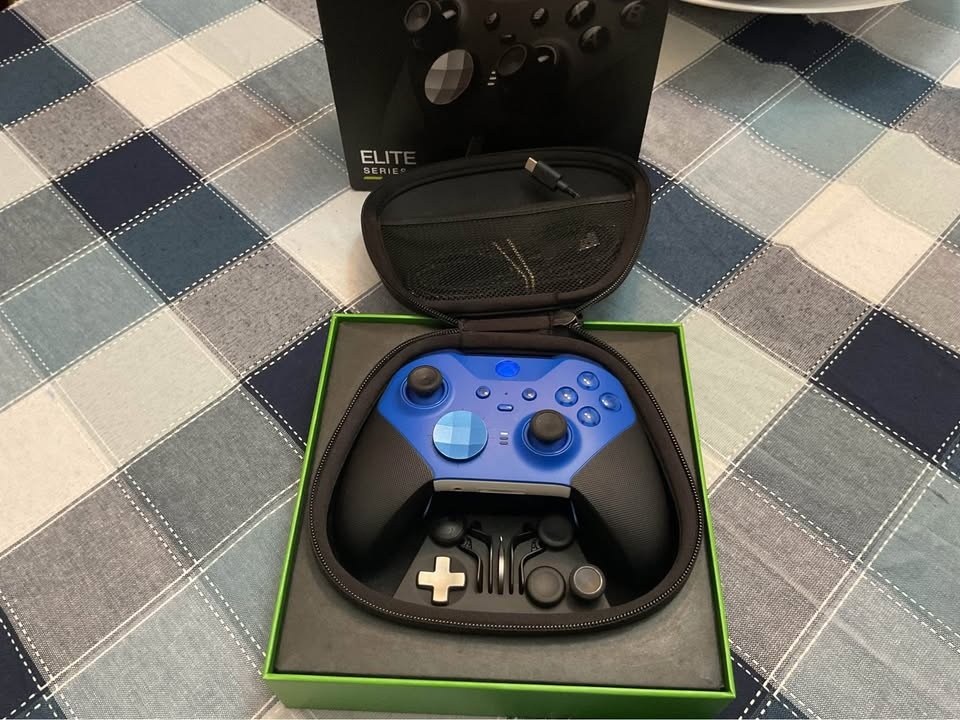 BNIB - XBOX ELITE SERIES 2 CONTROLLER - photo 5
