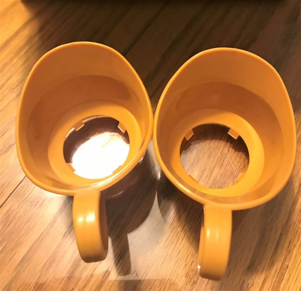 Plastic Holders for Lily Service Cups Set of 12 - photo 3