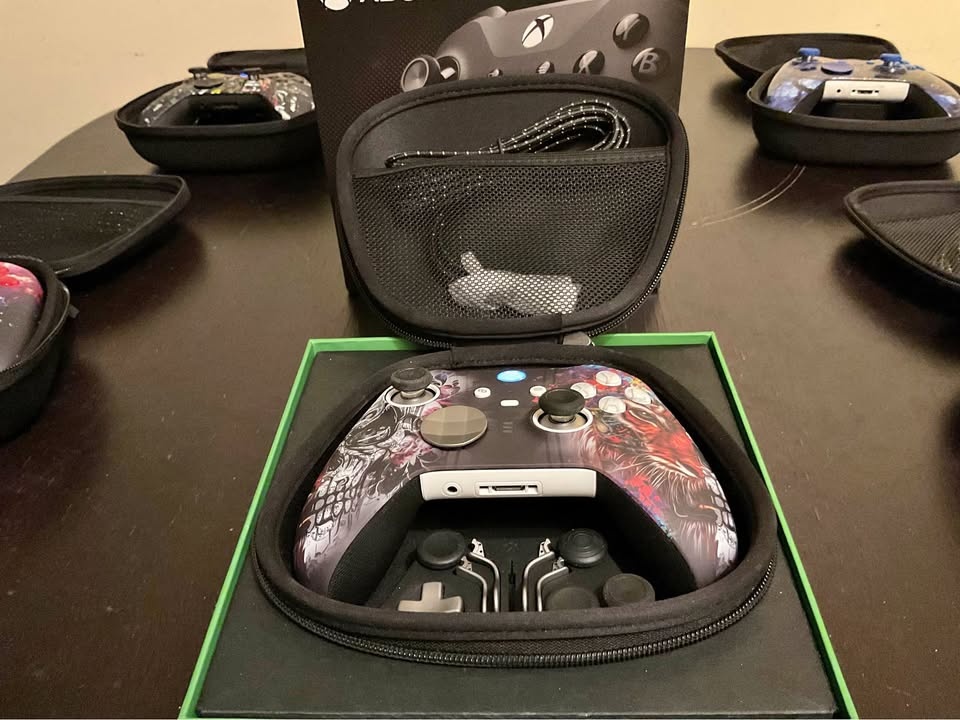 Xbox Elite Series 2 Controller - Open Box