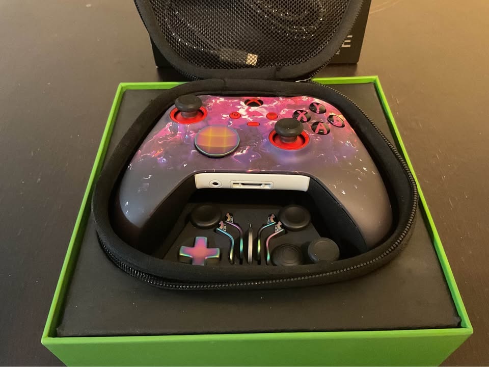 Xbox Elite Series 2 Controller - Open Box - photo 2