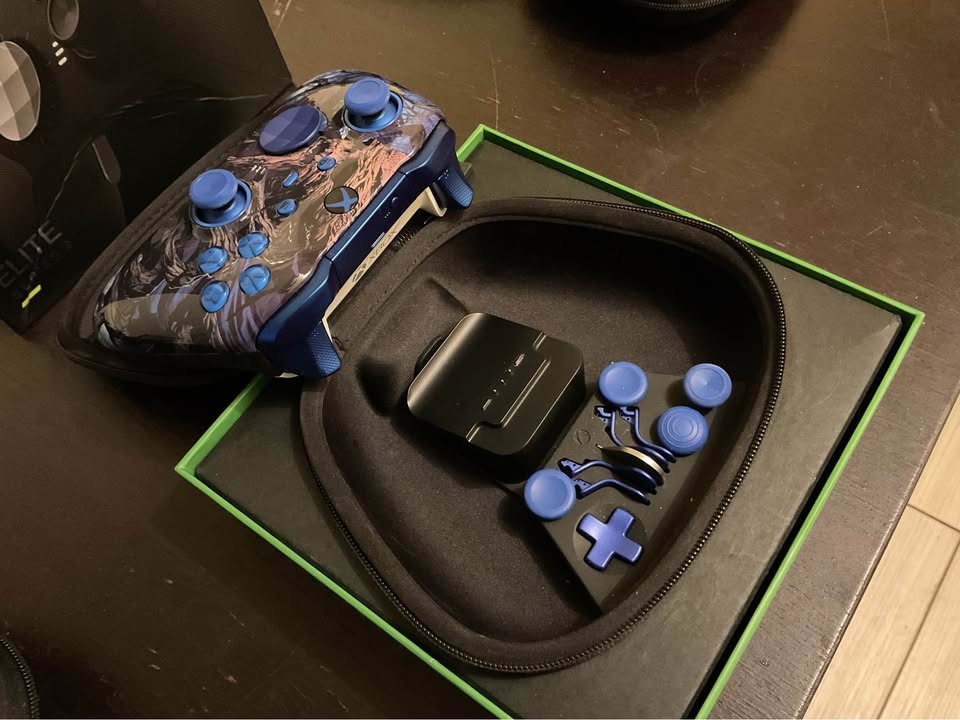 Xbox Elite Series 2 Controller - Open Box - photo 3
