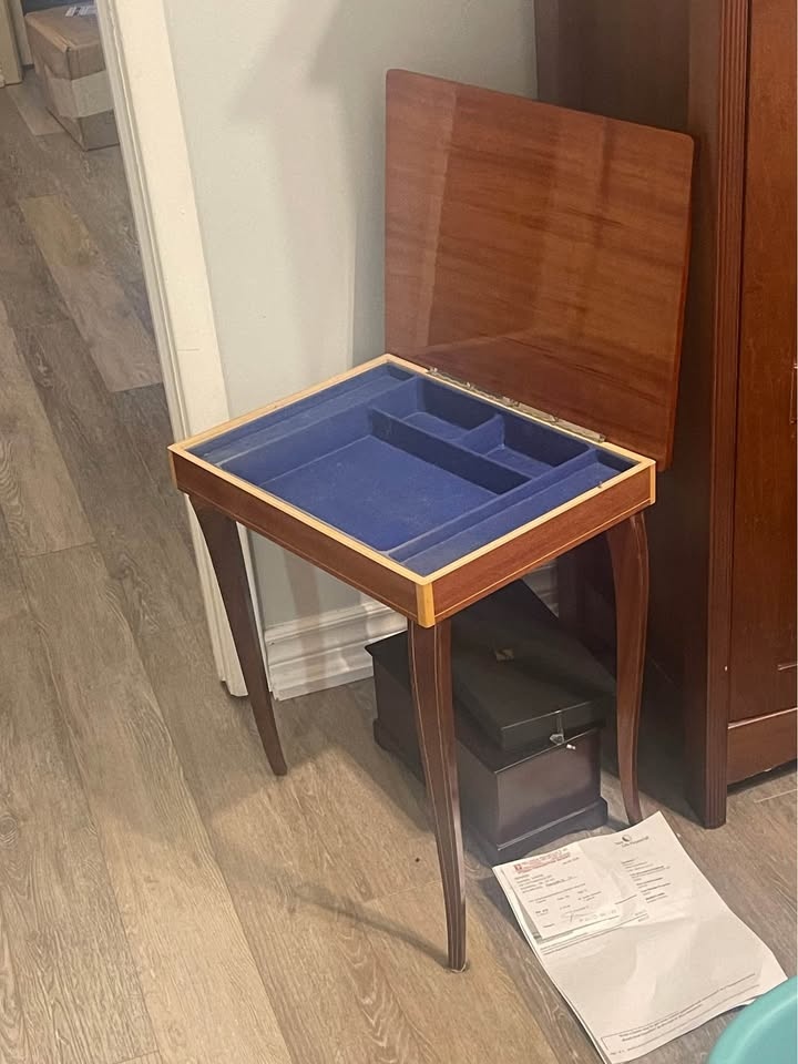 Jewellery Box/Table - photo 3