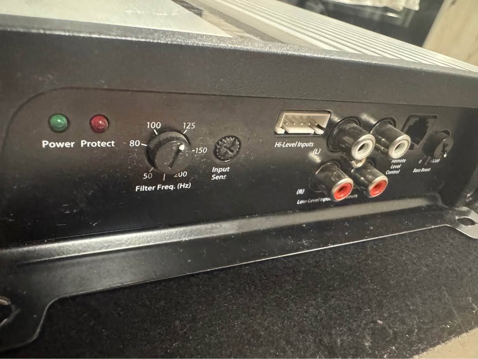JL Audio 12" W6 Subwoofer + Amp + BassWorks - photo 4