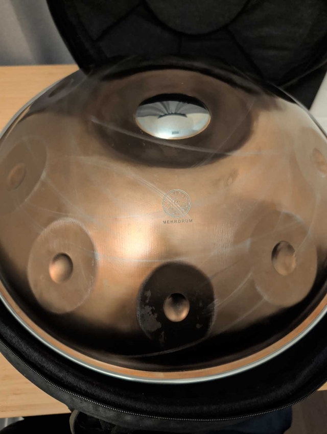 Merhrdrum Handpan D kurd