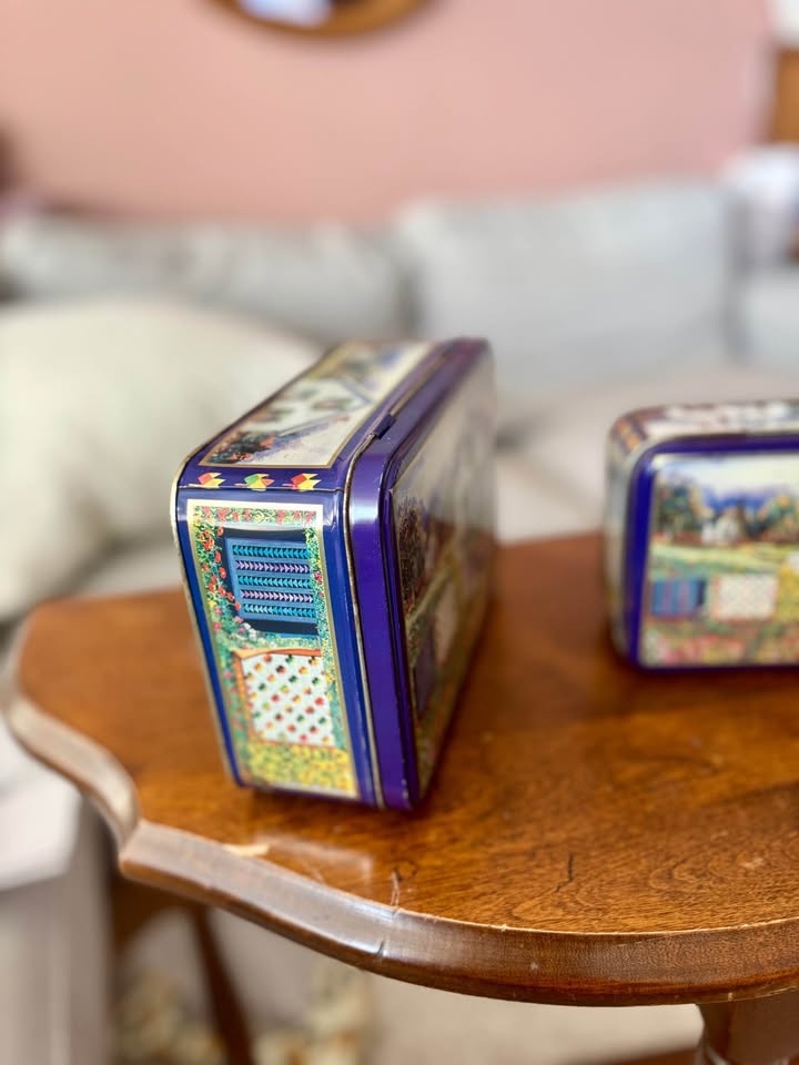 Set of 2 Vintage Tins - photo 3