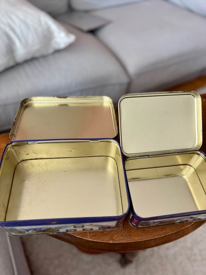 Set of 2 Vintage Tins - photo 5
