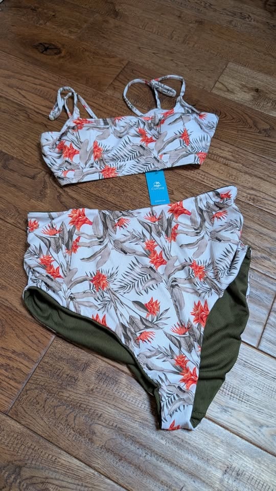 *NEW* CUPSHE (XL) Tropical Two Piece with Reversible Bottoms - photo 5