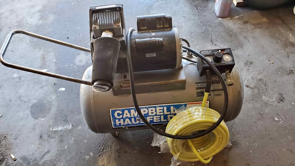 20 gallon Compressor, Tools, Accessories