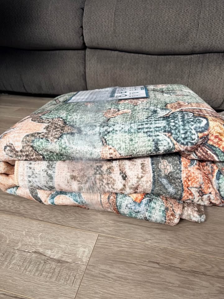 New 6x9 Area Rug - photo 2