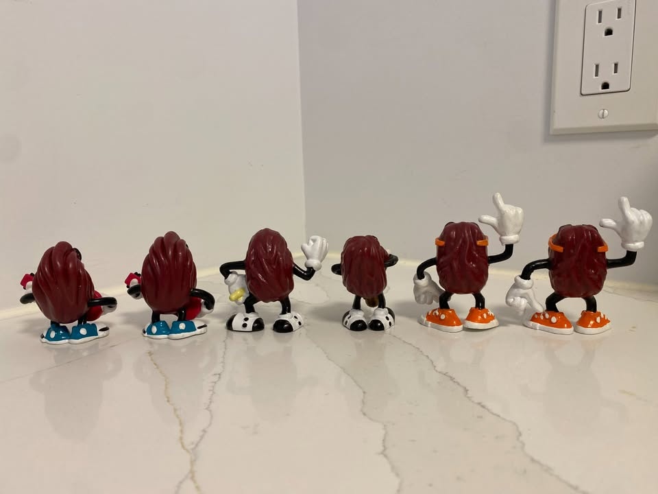 1987 Vintage California Raisins Figurines (Lot of 6) - photo 2