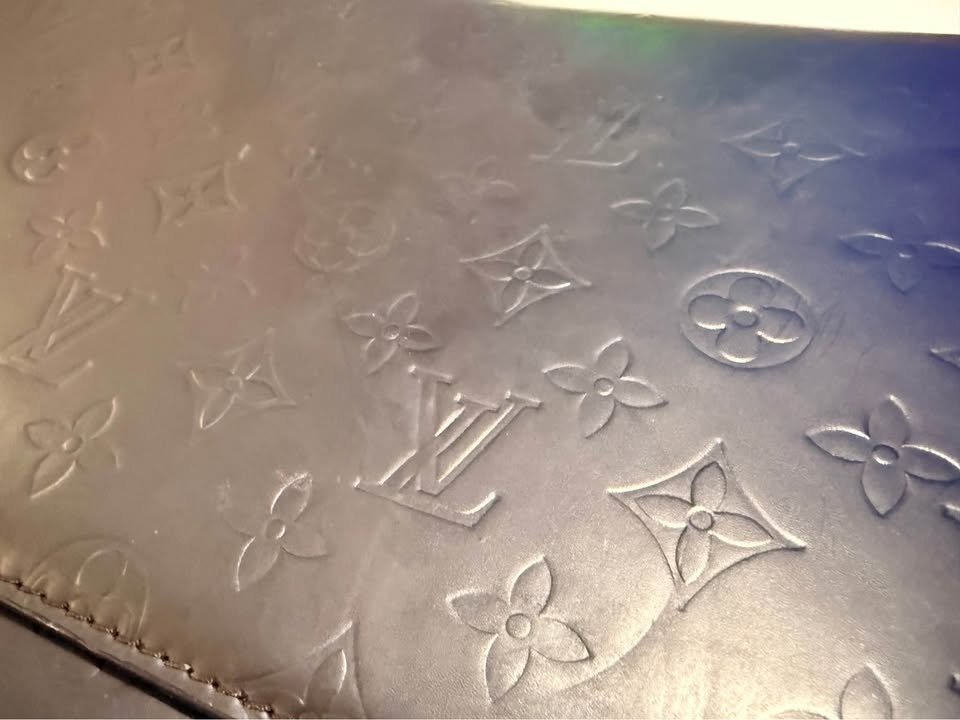 Louis Vuitton Men’s Messenger Bag - photo 2